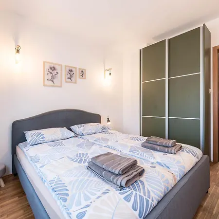 Comfort & Vibes Warna